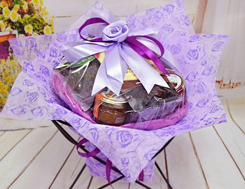 Букет из чая  "Сиреневые розы"