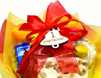 Букет из конфет Учителю