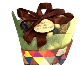 Букет из орехов "Орешек"  340 г