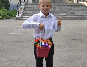 Композиция с цветами на 1 сентября  "Конфетка"