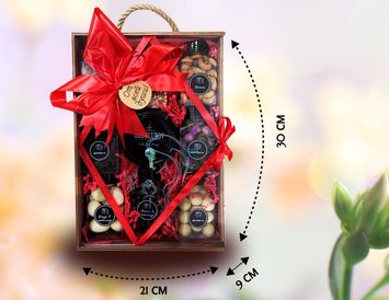 Подарок "Красный" с прозрачной крышкой