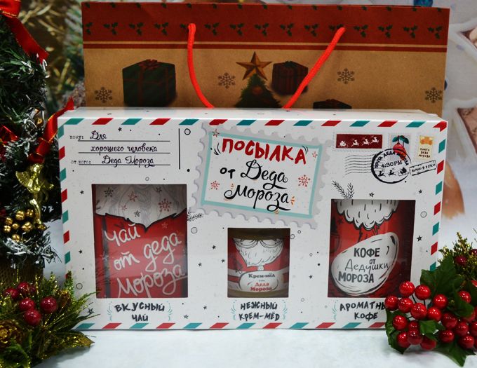 Подарок на Новый год  "Посылка от Деда Мороза" из чая, кофе и меда.