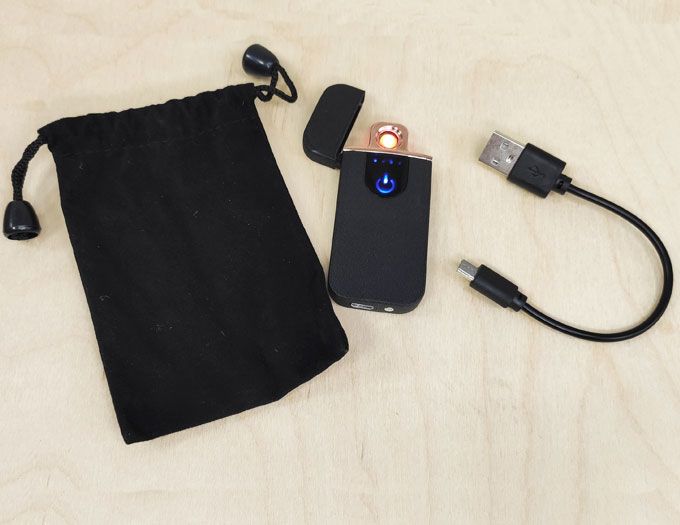 Электронная USB - зажигалка с экраном